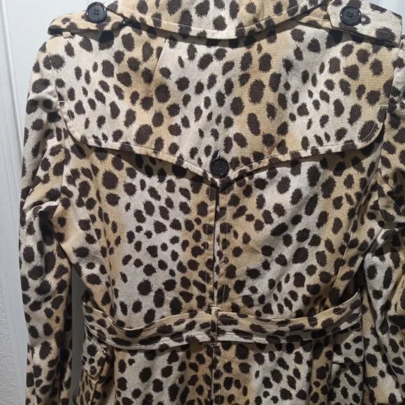 L.A.M.B Vint Trenchcoat - Picture 5 of 10